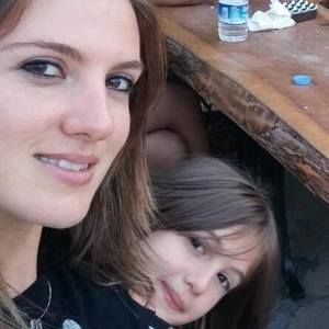 Meet your Posher, Saliha